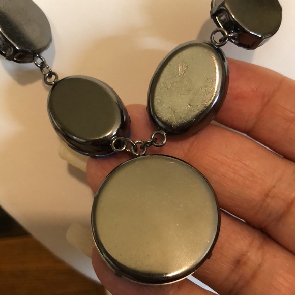 💍HOST PICK!💍 Black and Blue Necklace And Earrings Set - Picture 8 of 9